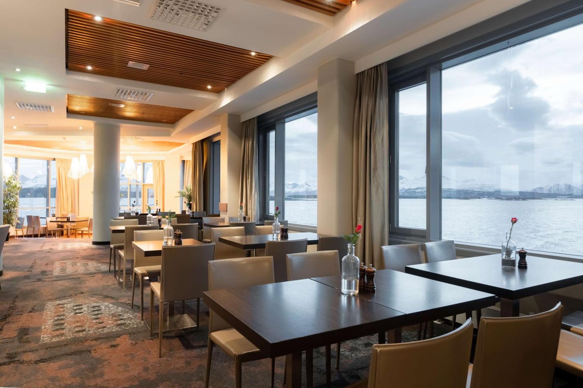 Scandic Seilet Hotel Molde Exterior photo