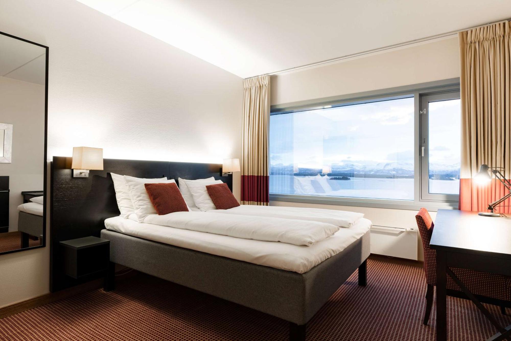Scandic Seilet Hotel Molde Exterior photo